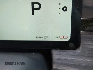 2022 Rivian R1T Adventure z VIN 7FCTGAAA5NN007018, wystawiony jako IAAI lot #42018939 z przebiegiem 41 991 mil mil oraz . Historia ofert i sprzedaży dostępna na DreamBid. Obrazek 18.