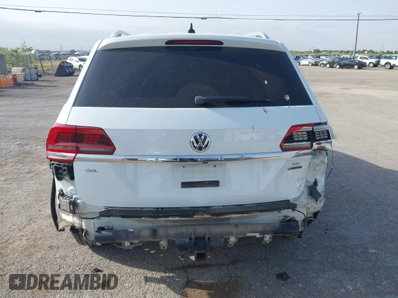 2019 Volkswagen Atlas SEL z VIN 1V2MR2CA8KC569640, wystawiony jako IAAI lot #42083995 z przebiegiem 127 104 mil mil oraz . Historia ofert i sprzedaży dostępna na DreamBid. Obrazek 16.