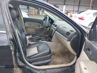 2007 Mercury Milan Premier z VIN 3MEHM08147R616006, wystawiony jako IAAI lot #42321780 z przebiegiem 262 583 mil mil oraz . Historia ofert i sprzedaży dostępna na DreamBid. Obrazek 5.