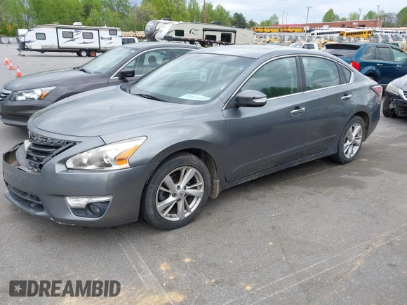 2014 Nissan Altima SV with VIN 1N4AL3AP3EN247800, listed as a IAAI auction lot 42040413 with 179,781 mi miles and . Bid and sale history available at DreamBid. Image 17.