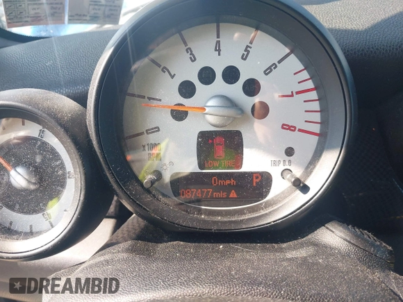2013 MINI Convertible S with VIN WMWZP3C5XDT705613, listed as a IAAI auction lot 42392748 with 87,477 mi miles and . Bid and sale history available at DreamBid. Image 7.