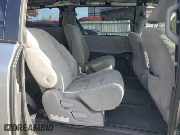 2019 Toyota Sienna LE with VIN 5TDJZ3DC1KS217606, listed as a Copart auction lot 78441064 with 71,717 mi miles and Salvage Title. Bid and sale history available at carsss.com. Image 11.