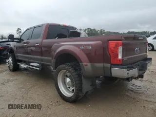 2017 Ford F-350 Lariat z VIN 1FT8W3DT3HEB47256, wystawiony jako Copart lot #44770575 z przebiegiem 140 572 mil mil oraz Szkoda całkowita • Salvage title. Historia ofert i sprzedaży dostępna na DreamBid. Obrazek 2.