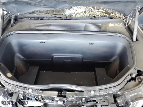 2022 Rivian R1T Adventure Package with VIN 7FCTGAAA9NN008771, listed as a Copart auction lot 42402765 with 31,006 mi miles and Salvage Title. Bid and sale history available at carsss.com. Image 11.