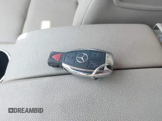 2010 Mercedes-Benz C-Class C 300 Sport with VIN WDDGF8BB1AR121245, listed as a IAAI auction lot 42061384 with 1 mi miles. Bid and sale history available at carsss.com. Image 11.