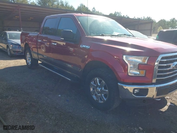 2015 Ford F-150 XLT w/HD Payload Pkg with VIN 1FTFW1EF1FKD01157, listed as a IAAI auction lot 41788959 with 268,606 mi miles. Bid and sale history available at carsss.com. Image 13.