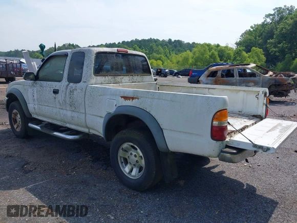 2004 Toyota Tacoma PreRunner with VIN 5TESM92N54Z402807, listed as a IAAI auction lot 42596875 with Not provided miles and . Bid and sale history available at DreamBid. Image 3.