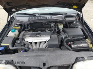 1996 Volvo 850 с VIN YV1LW5549T2173250, выставлен на аукционе IAAI как лот 41773998 с пробегом 224 384 миль миль и . История ставок и продаж доступна на DreamBid. Изображение 10.
