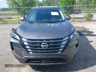 2024 Nissan Rogue SV with VIN 5N1BT3BA2RC755388, listed as a IAAI auction lot 42083297 with 1,131 mi miles and . Bid and sale history available at carsss.com. Image 12.