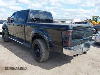 2018 Ford F-250 XL with VIN 1FT7W2BT0JEB59802, listed as a IAAI auction lot 42125940 with 73,654 mi miles and . Bid and sale history available at DreamBid. Image 3.