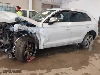 2022 Audi SQ5 Premium Plus with VIN WA1B4AFY5N2043366, listed as a IAAI auction lot 41528425 with 1 mi miles. Bid and sale history available at carsss.com. Image 17.