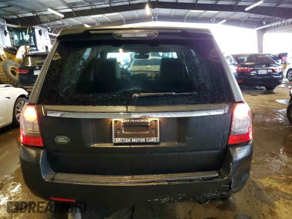 2011 Land Rover LR2 HSE with VIN SALFR2BN8BH267405, listed as a Copart auction lot 43288545 with 109,622 mi miles and Salvage title. Bid and sale history available at DreamBid. Image 6.