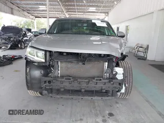 2021 Volkswagen Atlas SEL с VIN 1V2EE2CA9MC216892, выставлен на аукционе IAAI как лот 39943648 с пробегом 54 920 миль миль и . История ставок и продаж доступна на DreamBid. Изображение 13.