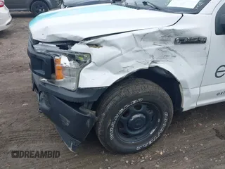 2019 Ford F-150 XL z VIN 1FTEX1EBXKKF10848, wystawiony jako IAAI lot #42255399 z przebiegiem 94 015 mil mil oraz . Historia ofert i sprzedaży dostępna na DreamBid. Obrazek 6.