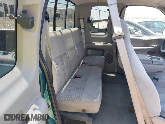 1998 Ford F-150 with VIN 1FTZX17W3WKB90294, listed as a IAAI auction lot 42676059 with 119,629 mi miles and . Bid and sale history available at DreamBid. Image 8.
