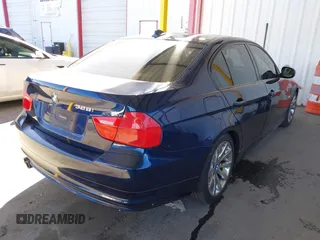 2011 BMW 3 Series 328i with VIN WBAPH7G52BNN07969, listed as a IAAI auction lot 41815185 with 159,860 mi miles. Bid and sale history available at carsss.com. Image 4.