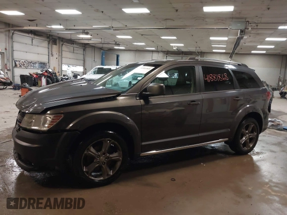 2015 Dodge Journey Crossroad with VIN 3C4PDDGG0FT607072, listed as a IAAI auction lot 41881868 with 185,699 mi miles. Bid and sale history available at carsss.com. Image 14.