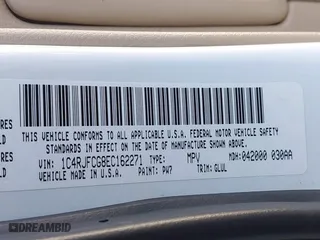 2014 Jeep Grand Cherokee Overland with VIN 1C4RJFCG8EC162271, listed as a IAAI auction lot 41827017 with 183,447 mi miles. Bid and sale history available at carsss.com. Image 9.