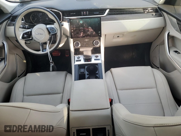 2022 Jaguar F-Pace with VIN SADCK2EX2NA692924, listed as a Copart auction lot 44647665 with 31,250 mi miles and Salvage title. Bid and sale history available at DreamBid. Image 8.