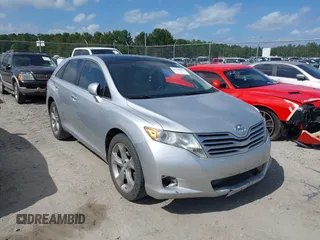 2012 Toyota Venza LE with VIN 4T3ZK3BB1CU051377, listed as a IAAI auction lot 39701999 with 236,702 mi miles. Bid and sale history available at carsss.com. Image 1.