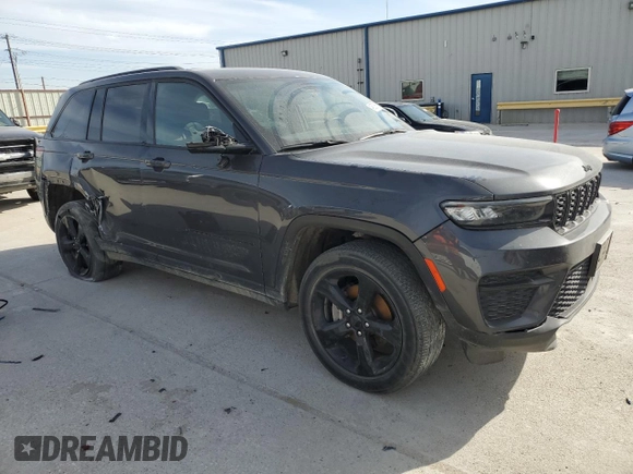 2022 Jeep Grand Cherokee Laredo with VIN 1C4RJHAG3N8573840, listed as a Copart auction lot 48952555 with 52,844 mi miles and Clean title. Bid and sale history available at DreamBid. Image 4.