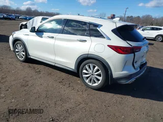 2019 Infiniti QX50 Luxe with VIN 3PCAJ5M3XKF111873, listed as a IAAI auction lot 41499218 with 37,383 mi miles and . Bid and sale history available at DreamBid. Image 3.