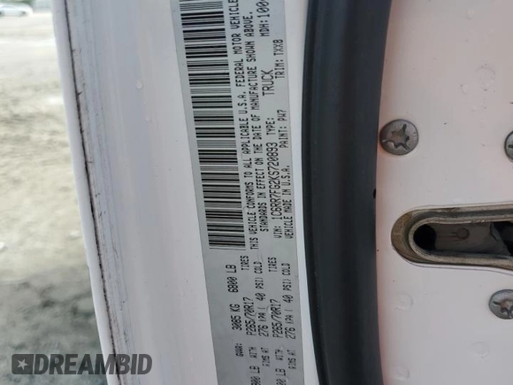 2019 Ram 1500 Express z VIN 1C6RR7FG2KS720893, wystawiony jako Copart lot #59665855 z przebiegiem 90 172 mil mil oraz Nie do naprawy • Non repairable. Historia ofert i sprzedaży dostępna na DreamBid. Obrazek 12.