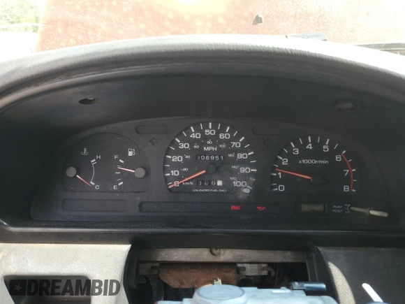 1994 Nissan Frontier XE z VIN 1N6SD16S1RC372743, wystawiony jako Copart lot #54486495 z przebiegiem 206 951 mil mil oraz Szkoda całkowita • Salvage title. Historia ofert i sprzedaży dostępna na DreamBid. Obrazek 9.