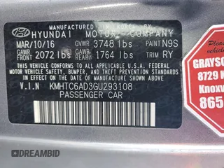2016 Hyundai Veloster z VIN KMHTC6AD3GU293108, wystawiony jako Copart lot #47107635 z przebiegiem 97 731 mil mil oraz Szkoda całkowita • Salvage title. Historia ofert i sprzedaży dostępna na DreamBid. Obrazek 12.