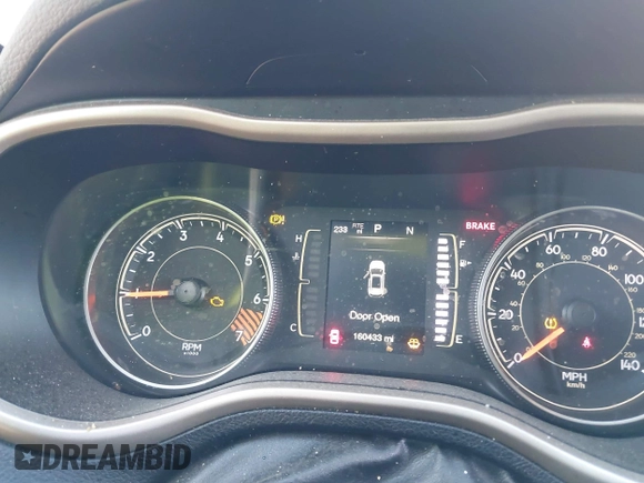 2015 Jeep Cherokee Latitude with VIN 1C4PJLCBXFW506502, listed as a IAAI auction lot 42103117 with 160,433 mi miles and . Bid and sale history available at carsss.com. Image 7.