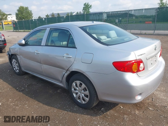 2010 Toyota Corolla z VIN 2T1BU4EE9AC263734, wystawiony jako IAAI lot #42453711 z przebiegiem 87 909 mil mil oraz . Historia ofert i sprzedaży dostępna na DreamBid. Obrazek 3.