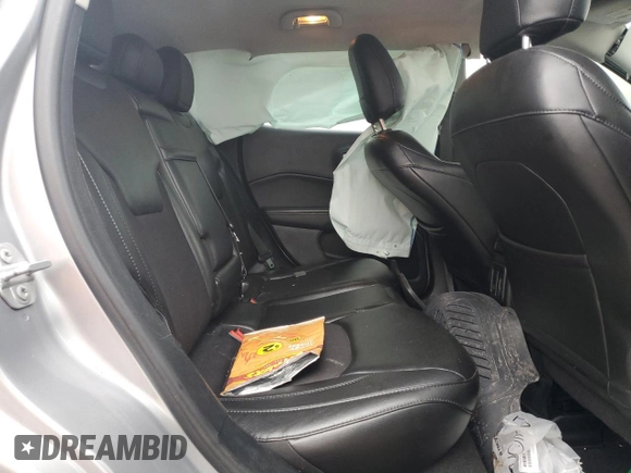 2018 Jeep Compass Altitude with VIN 3C4NJDBB6JT325538, listed as a Copart auction lot 53686905 with 111,400 mi miles and Salvage title. Bid and sale history available at DreamBid. Image 11.