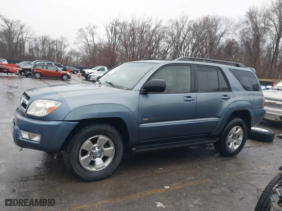 2005 Toyota 4Runner SR5 with VIN JTEBU14R658050952, listed as a IAAI auction lot 41188739 with 255,359 mi miles. Bid and sale history available at carsss.com. Image 15.