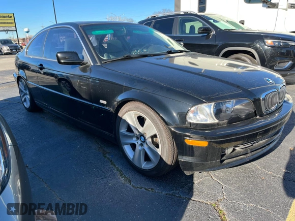 2001 BMW 3 Series 330Ci with VIN WBABN53461JU21722, listed as a Copart auction lot 87875375 with 114,676 mi miles and Clean Title. Bid and sale history available at carsss.com. Image 1.