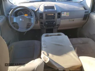 2011 Nissan Titan z VIN 1N6BA0FK9BN300170, wystawiony jako Copart lot #89054725 z przebiegiem 202 839 mil mil oraz Czysty tytuł • Clean title. Historia ofert i sprzedaży dostępna na DreamBid. Obrazek 8.