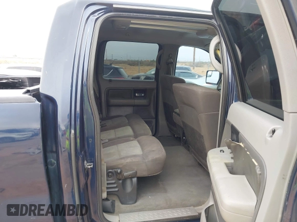 2004 Ford F-150 XLT with VIN 1FTRW12W44KD37729, listed as a IAAI auction lot 41959216 with 180,445 mi miles and . Bid and sale history available at DreamBid. Image 8.