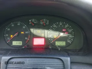 2001 Volkswagen Passat с VIN WVWAC63B51E005033, выставлен на аукционе IAAI как лот 41690522 с пробегом 202 384 миль миль и . История ставок и продаж доступна на DreamBid. Изображение 7.