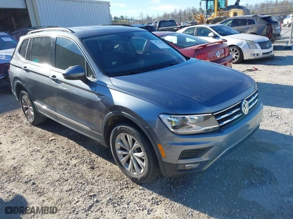 2018 Volkswagen Tiguan SEL with VIN 3VV3B7AX6JM015971, listed as a IAAI auction lot 41712580 with 138,681 mi miles. Bid and sale history available at carsss.com. Image 1.