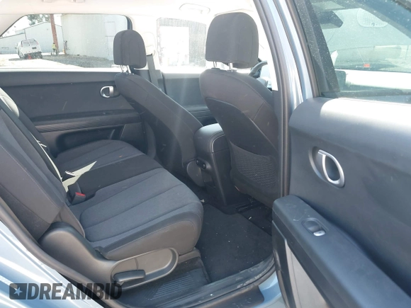 2024 Hyundai Ioniq 5 SE z VIN KM8KM4DE3RU316276, wystawiony jako IAAI lot #41859525 z przebiegiem 17 063 mil mil oraz . Historia ofert i sprzedaży dostępna na DreamBid. Obrazek 8.