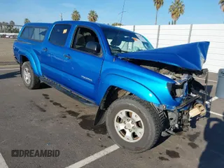 2011 Toyota Tacoma with VIN 3TMMU4FN1BM036084, listed as a IAAI auction lot 41577780 with Not provided miles and . Bid and sale history available at DreamBid. Image 1.