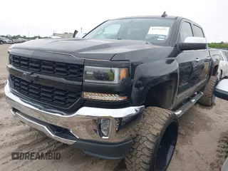 2018 Chevrolet Silverado 1500 LTZ with VIN 3GCUKSEC7JG357666, listed as a IAAI auction lot 42190446 with 100,326 mi miles. Bid and sale history available at carsss.com. Image 17.