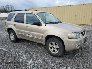 2007 Ford Escape Limited with VIN 1FMCU94187KC03057, listed as a Copart auction lot 51745045 with 219,016 mi miles and Salvage Title. Bid and sale history available at carsss.com. Image 4.