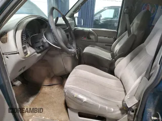 2000 GMC Safari with VIN 1GKDM19W3YB542183, listed as a Copart auction lot 41561145 with 328,252 mi miles and Salvage Title. Bid and sale history available at carsss.com. Image 7.