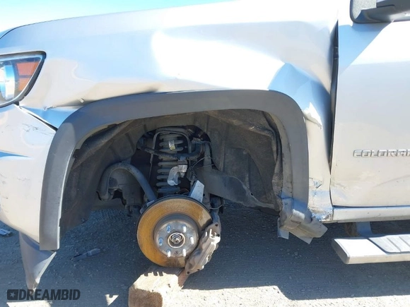 2019 Chevrolet Colorado 4WD Z71 with VIN 1GCGTDEN2K1146043, listed as a IAAI auction lot 41712002 with 84,034 mi miles. Bid and sale history available at carsss.com. Image 6.