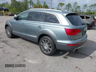 2007 Audi Q7 Premium with VIN WA1BY74LX7D068219, listed as a IAAI auction lot 41829548 with 125,071 mi miles and . Bid and sale history available at DreamBid. Image 3.