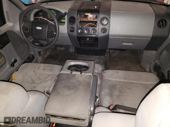 2005 Ford F-150 STX with VIN 1FTRX12W95KC37074, listed as a Copart auction lot 87368844 with 218,289 mi miles and Clean Title. Bid and sale history available at carsss.com. Image 8.