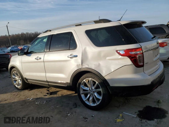 2014 Ford Explorer XLT с VIN 1FM5K7D85EGC20009, выставлен на аукционе Copart как лот 49237765 с пробегом 110 875 миль миль и Списание • Salvage title. История ставок и продаж доступна на DreamBid. Изображение 2.