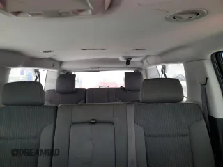 2015 GMC Yukon XL z VIN 1GKS2GECXFR210029, wystawiony jako Copart lot #84109134 z przebiegiem 176 419 mil mil oraz Tytuł czysty. Historia ofert i sprzedaży dostępna na DreamBid. Obrazek 10.