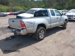 2007 Toyota Tacoma PreRunner with VIN 5TETU62N67Z427352, listed as a IAAI auction lot 41900208 with 167,616 mi miles. Bid and sale history available at carsss.com. Image 4.