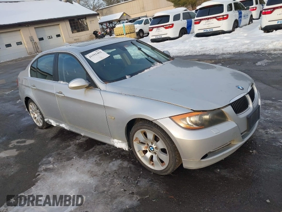 2008 BMW 3 Series 335xi with VIN WBAVD53538A010720, listed as a IAAI auction lot 41526919 with 248,976 mi miles. Bid and sale history available at carsss.com. Image 1.